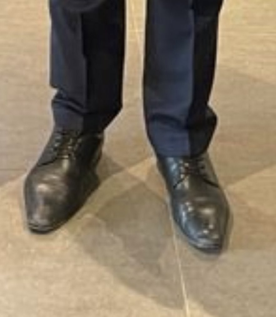 If Mmusi Maimane doesn’t get a seat in Parliament he must swallow his pride and work with me in promos 😭😭

Brother can’t even afford a Polish now.. 😭