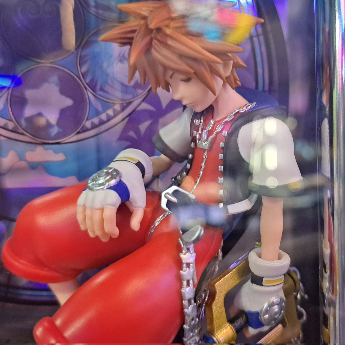 一番くじ公式ショップ新宿東急歌舞伎町タワー店より
5月31日発売
一番くじ KINGDOM HEARTS -Linking Hearts-
A賞 ソラ スタチュー