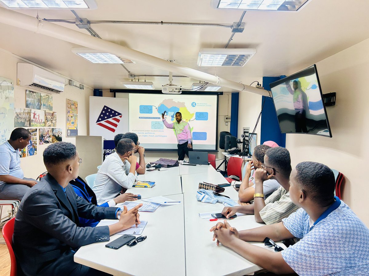 Yali_chap_Djib's tweet photo. Today, an informative session about the Young African Leaders Initiative (YALI) Regional Leadership Center (RLC) took place at the American Corner. This event was marked by the presence of YALI alumni and the country chapter chairperson, who provided valuable insights. https://t.co/GjHPQsRSSr