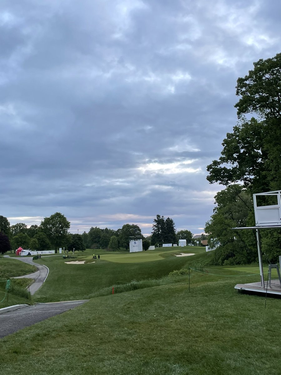 Day 2 @RBCCanadianOpen and the score is: Squeegees 2 - Fairway Mowers 1  

Forecast starts to improve after tomorrow. Despite the weather, our sponsors have SHINED!!  Thanks to the many who have helped make this event happen for the staff & volunteers!!