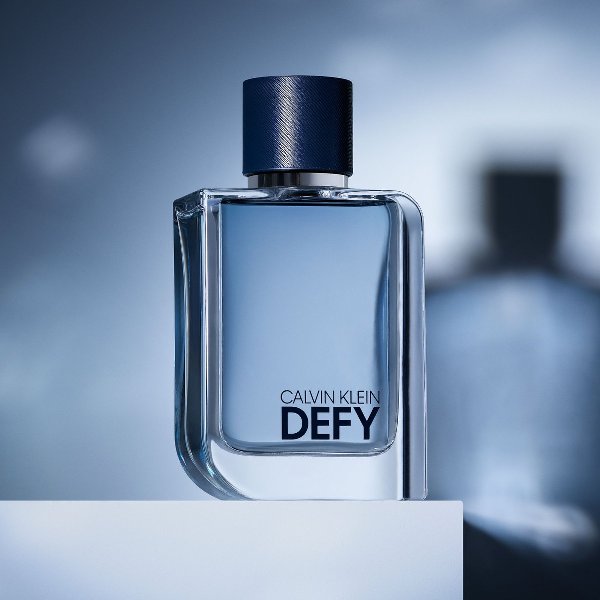 Father's Day will be here quicker than you think, so make sure you treat the man in your life to a fragrance that he deserves ✨ Calvin Klein Defy is a citrus blend with bergamot, lavender absolute & vetiver oil 😍 Save on selected Fragrance: shorturl.at/gzLPv