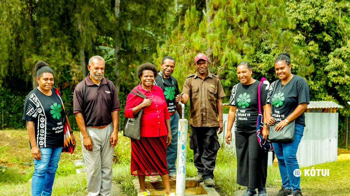 KotuiProgramme's tweet image. Teachers at Henganofi school in Papua New Guinea show us the taps that have been built in their school ensuring that students are able to not only access quality education but clean, drinking water as well.