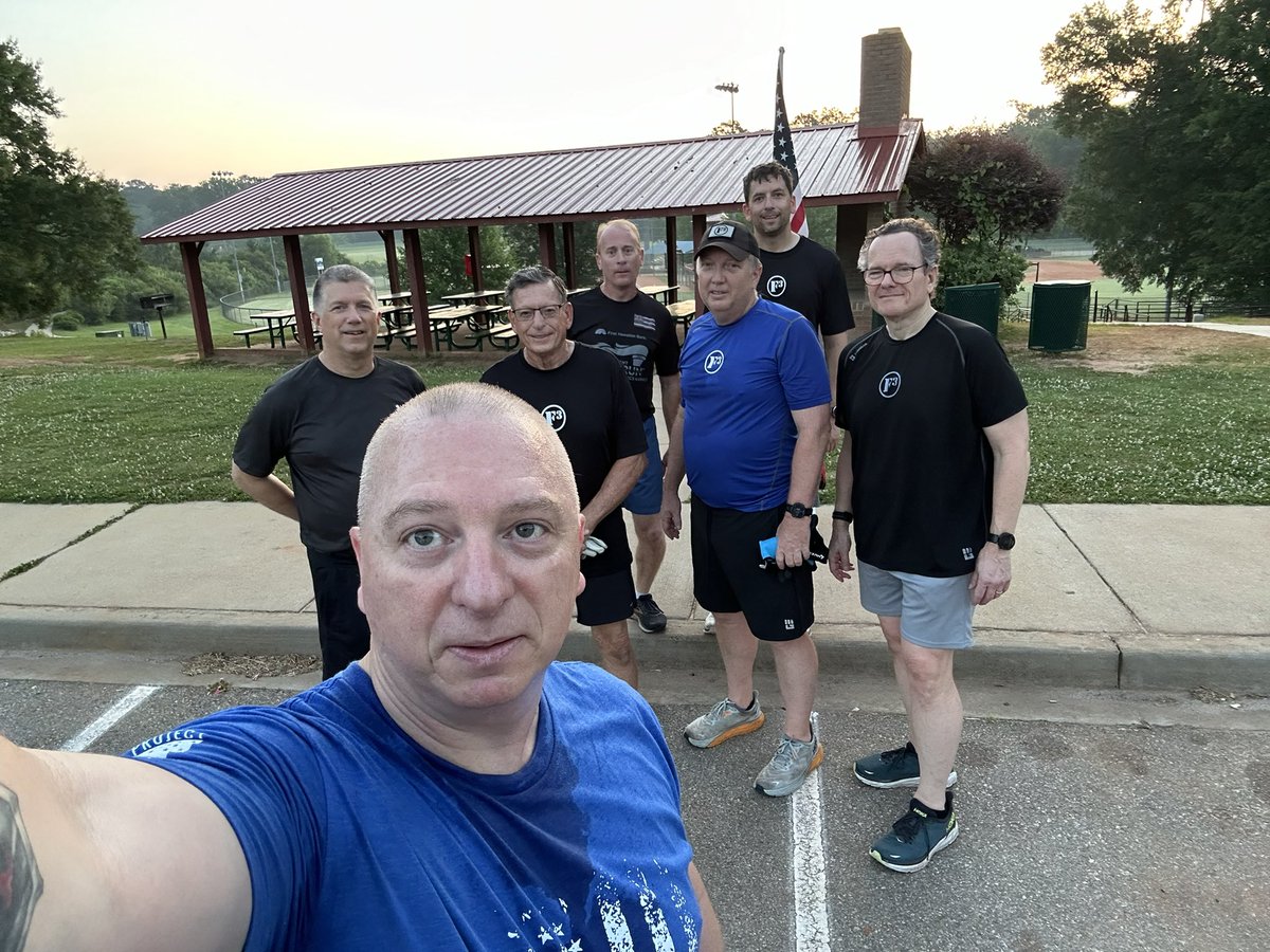 F3StrutBrigade tweet media