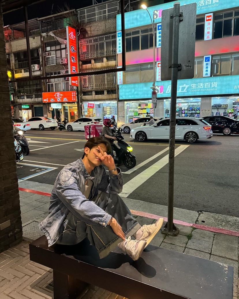 mydhnie's tweet photo. 여자분들은 인스타 계정 @/iameastnow 팔로우 하시고 손해보지 마시길 https://t.co/njJdsTGYnM