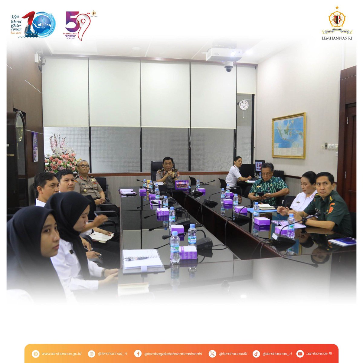 Sekretaris Utama Lemhannas RI Komjen Pol. Drs. R.Z. Panca Putra S., M.Si. hari ini menghadiri pertemuan awal evaluasi akuntabilitas kinerja instansi pemerintah 2024.

#LemhannasRI
#KemenPANRB
#birokrasi