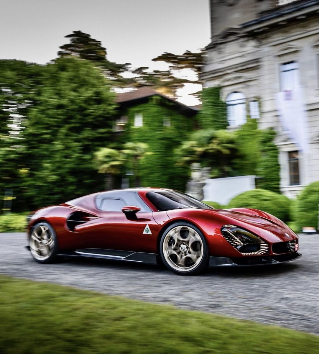 Most beautiful elegant design 🍀🇮🇹
#Alfa #AlfaRomeo #AlfaRomeo33Stradale #Supercar #Italian #Design #Exotic
