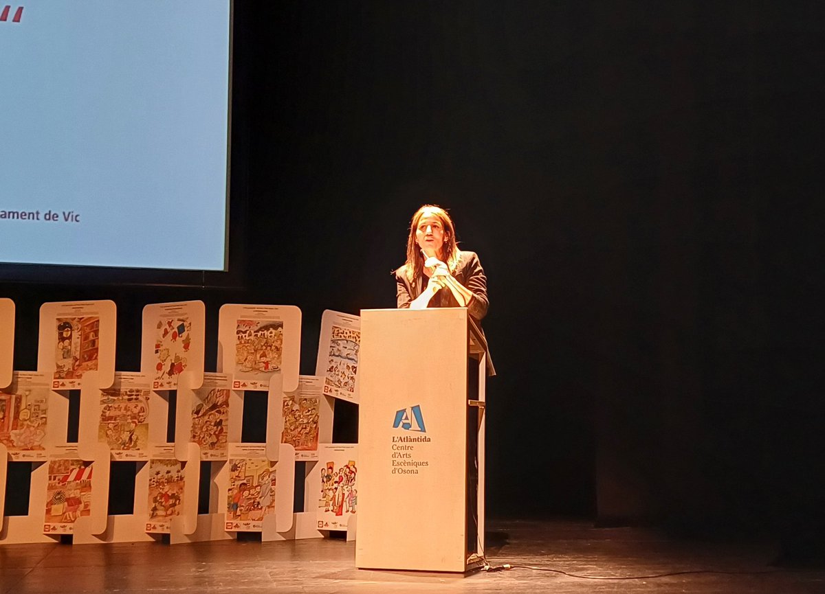 🗨“Gràcies a tots els infants per escriure uns contes amb un tema tan important: cuidar”, comenta @BetPiella, Regidora d'Estratègia econòmica, Desenvolupament territorial, Comerç i activitats, Cultura i Llengua de l’@aj_vic