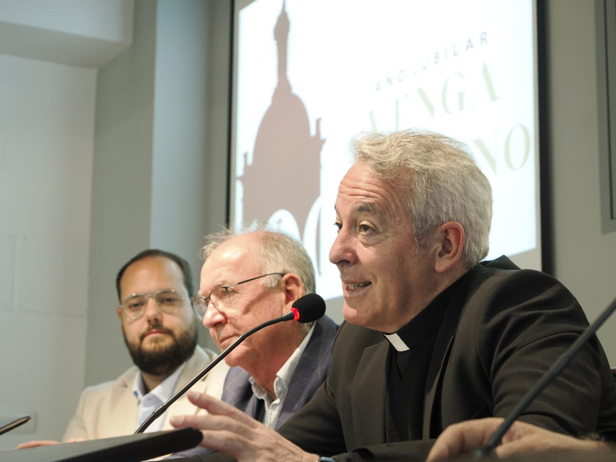 archiValladolid's tweet photo. 📸 Hemos presentado a los medios los actos de clausura del Año Jubilar del Corazón de Jesús

🗣️ Como ha anunciado Jesús Fernández Lubiano, la Iglesia en Castilla se hará presente para que el jubileo "no quede solo en #Valladolid"

🔗 Todos los detalles en https://t.co/kqm5Lx7RpT https://t.co/owyd8DHdAB