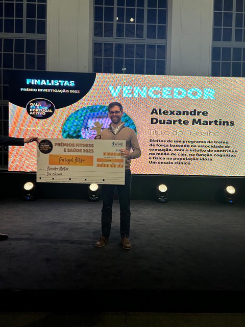 🎉🏆 Doutorando da Universidade de Évora vence Prémio de Investigação nos Prémios Fitness e Saúde 2023! 🏆🎉

Parabéns ao 🧠 Alexandre Martins.