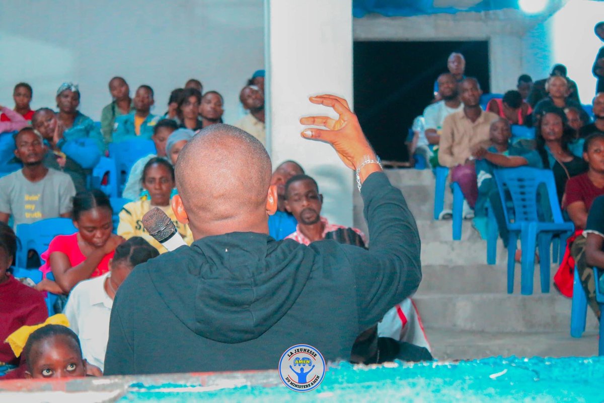 DuJeunesse's tweet image. 🔥#VEILLÉE_DE_JEUNES🔥
➖➖➖➖➖➖➖
#EXHORTATION

La vie est faite de choix et choisir la conversion est le meilleur choix que l'homme puisse faire, choix qu'il ne regrettera jamais.

#ÉVÊQUE_PAPY_MALEKAMA 

#LUNDI 28 05 2024
#AU_MINISTÈRE_AMEN🕎🇨🇩