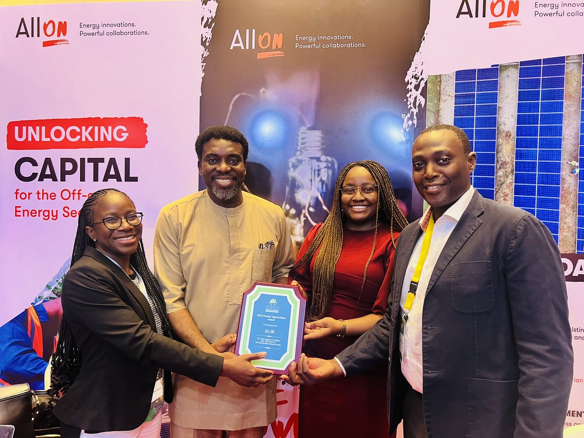 The President of the Renewable Energy Association of Nigeria (REAN) @reanigeriaofficial , Ayo Ademilua, presented the 2023 Partner Appreciation Award to the leadership of All On.

#AllOn #REAN #ImpactInvestment #PowerfulCollaboration #Awards #Recognition #Partnership