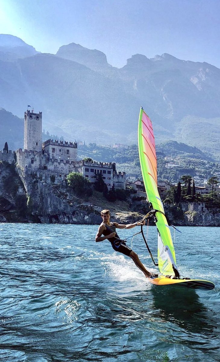 Lake Garda and its surroundings constitute the most comprehensive training ground for those seeking an active vacation through sports, whether for leisure or competition. The lake is perfect for windsurfing, kitesurfing, sailing, canoeing, trekking, climbing and for fishing and