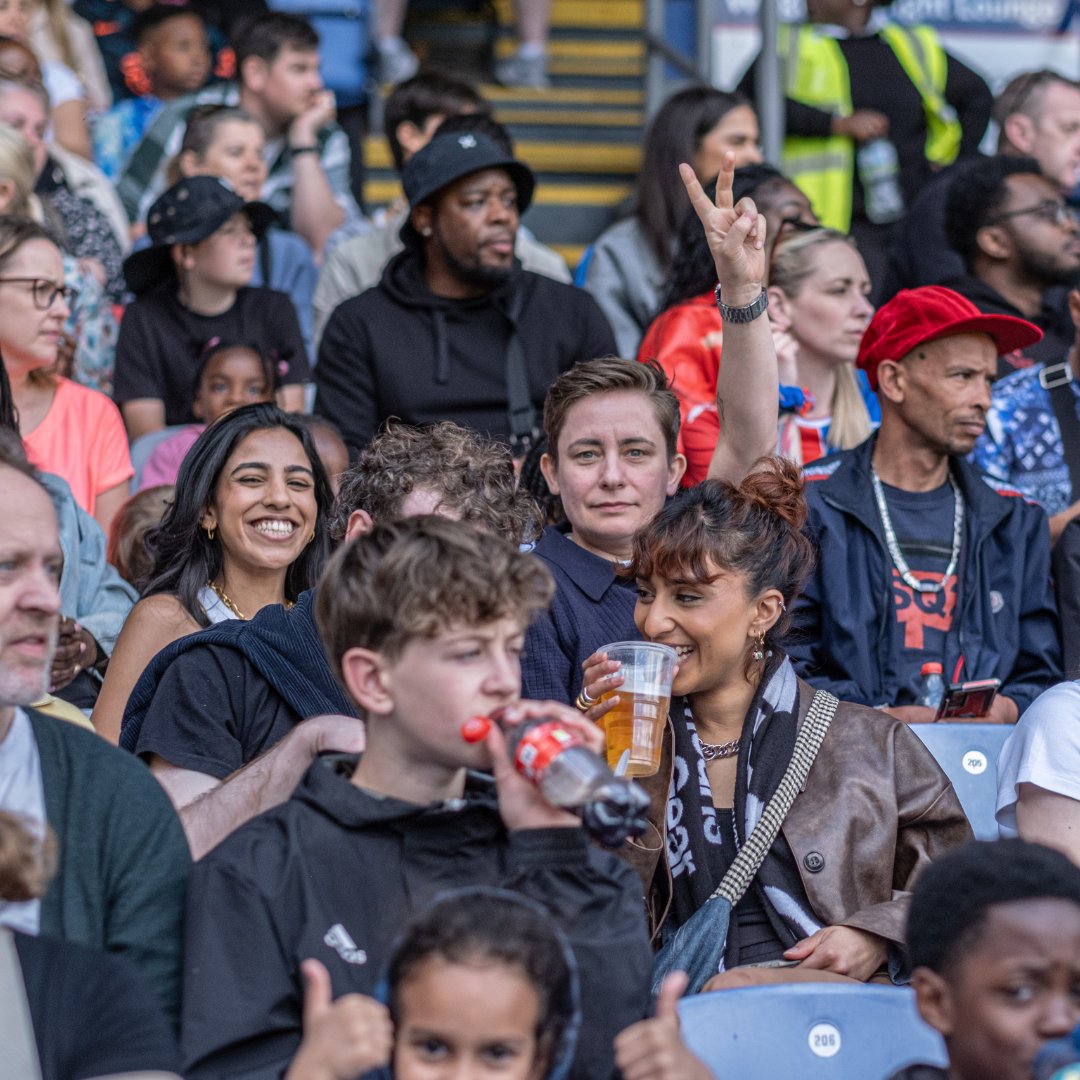 PalaceForLife's tweet image. Family, friends &amp;amp; fans - you made Palace Aid 2024 electric ❤️💙

@CPFC