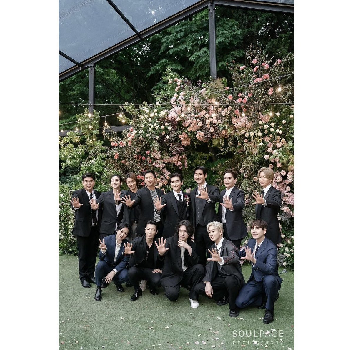 [OFFICIAL] Super Junior @ Ryeowook and Ari’s wedding

Credits: Soulpage1 @ instagram