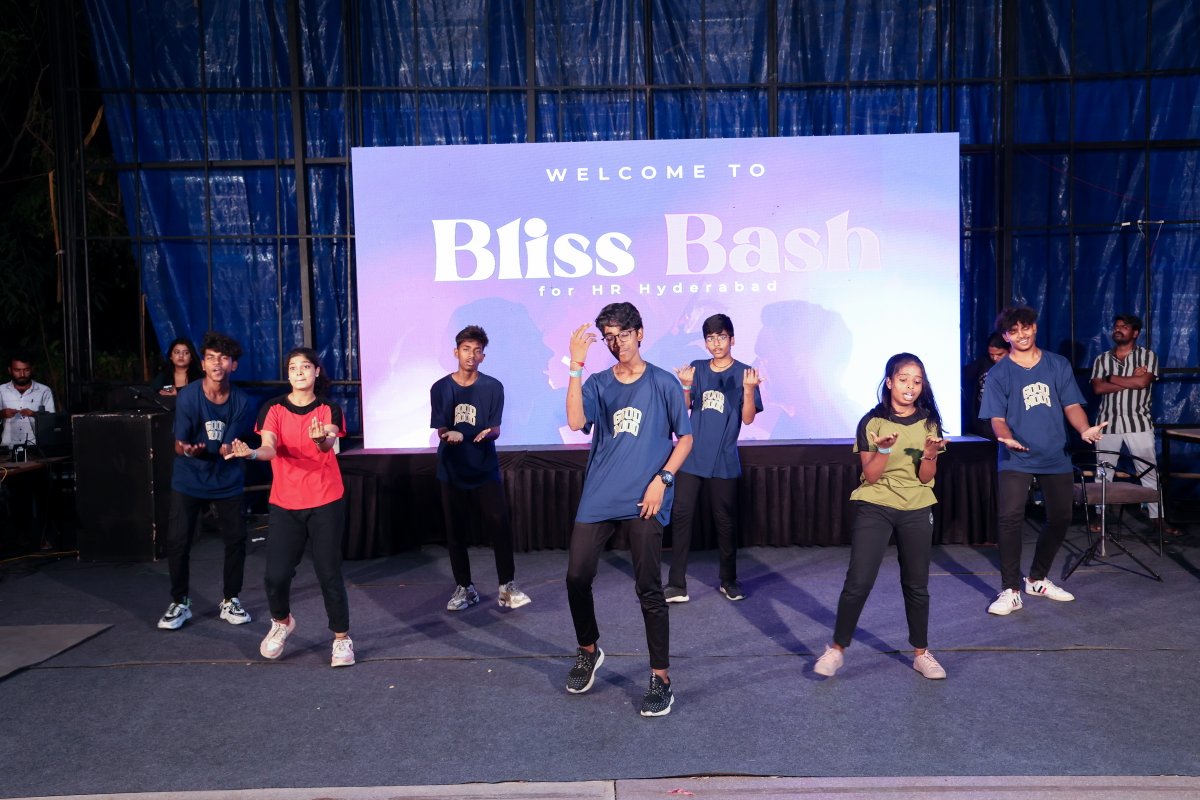 Captured some amazing moments from last Saturday's Bliss Bash! The HR professionals had an incredible time networking and enjoyed the festivities. 

📷eventneedz.com
📷+91 9100009770

#blissbash #networking #HRevent #eventneedz #eventplanning #eventdecor #eventplanner