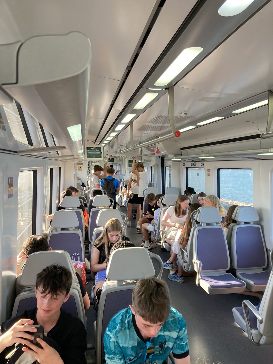 FelstedSpanish tweet media