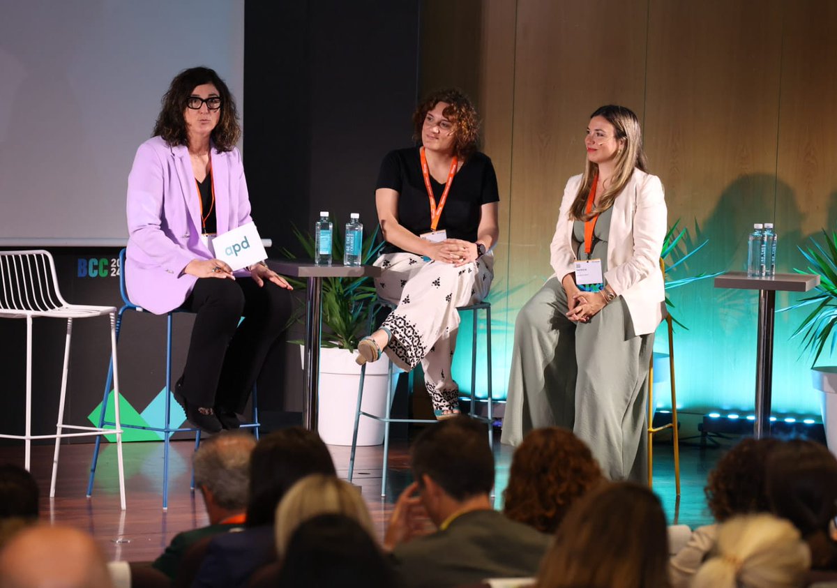 La experiencia de empleado no va de experiencias WoW, va de picar piedra todos los días. Tremenda mesa redonda de líderes en gestión de personas, con visión EX
🫶
Con <a href="/SecuritasDirect/">Securitas Direct</a>
<a href="/CasinoPeralada/">CasinoPerelada</a>
<a href="/APDasociacion/">APD</a>
En el <a href="/BCCongress/">BCustomer & Employee Week / BCC</a>
#nopuedoestoyenelBCC