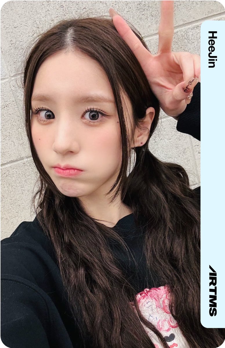 seoyoens_'s tweet photo. GIVEAWAY!!

- ARTMS 1st anniversary 345z: Heejin , Haseul , Choerry &amp; JinSoul 108z objekt

2 winner! (each gets 2 objekts)

Rules:
- RT + Like this post 
- follow me
- comment your cosmo id

- giveaway end until May 31 https://t.co/ekB9K8omK0
