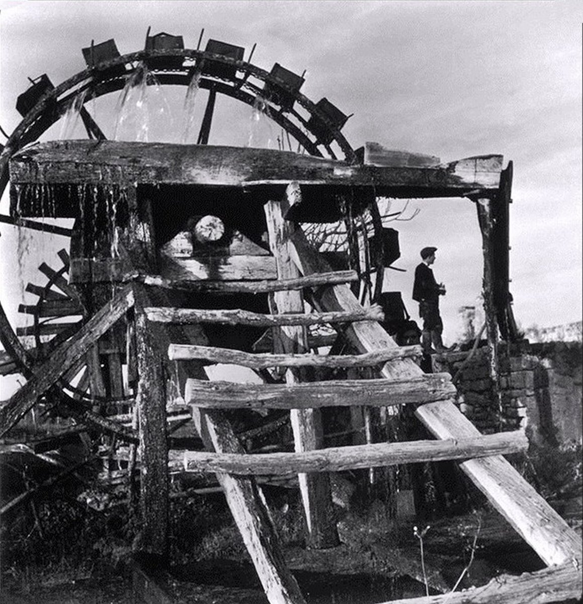 Yedikule Bostanları'na su sağlayan sulama dolabı / 1940'lar