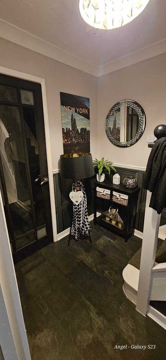 Even painted a concole table to match.

Rudt-oeum multi surface paint, Matt Black

@MakeItRustoleum