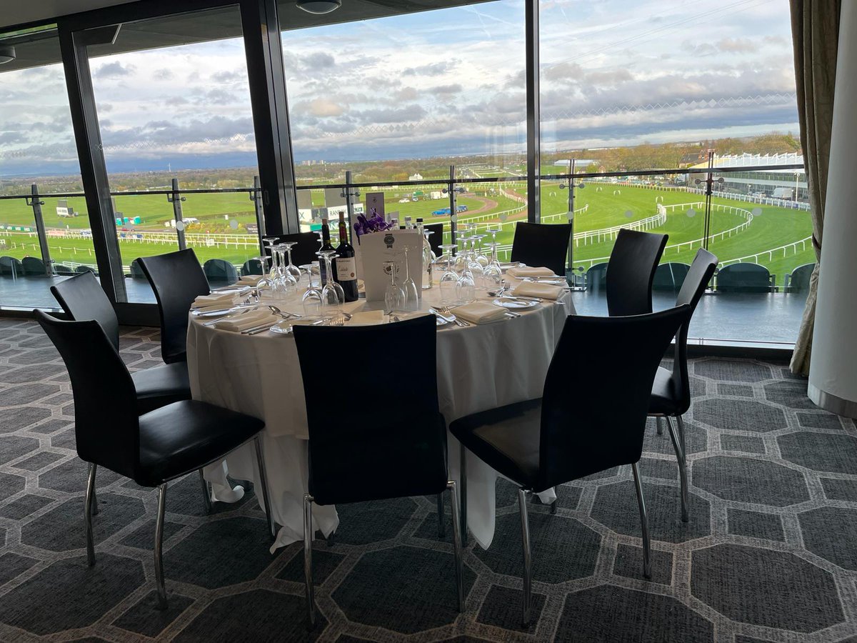 spaceworksuk's tweet image. Hospitality dining areas for sponsors &amp;amp; VIPs at large sports events is a key consideration for organisers

#hospitality #vip #sports #sportingevents #spaceworksuk #hire #races