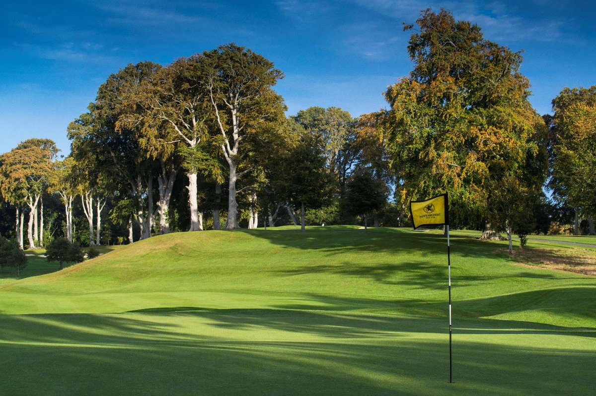 JOB ALERT: Powerscourt GC, 2 Full Time Greenkeeper Vacancies. Click the link for info &amp; application details.  - mailchi.mp/0d56803dd28c/j…