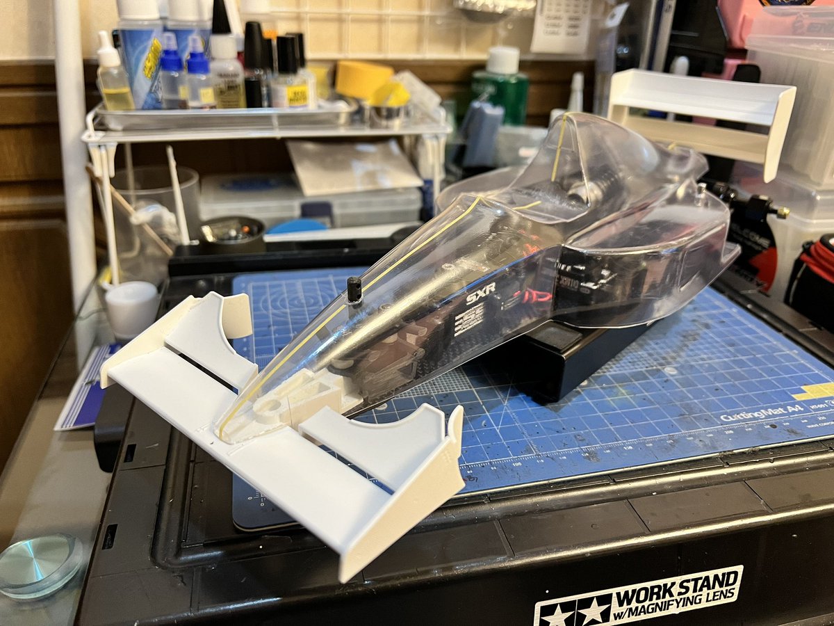 melo15_ou's tweet photo. 久々にFreedom用のボディ製作に着手。
今回はいつもと少し志向を変えた物を構想。
どうなるかはでき上がってみてのお楽しみ…
#FreedomMAX #F1 #F103 https://t.co/i7BLVuBK8M