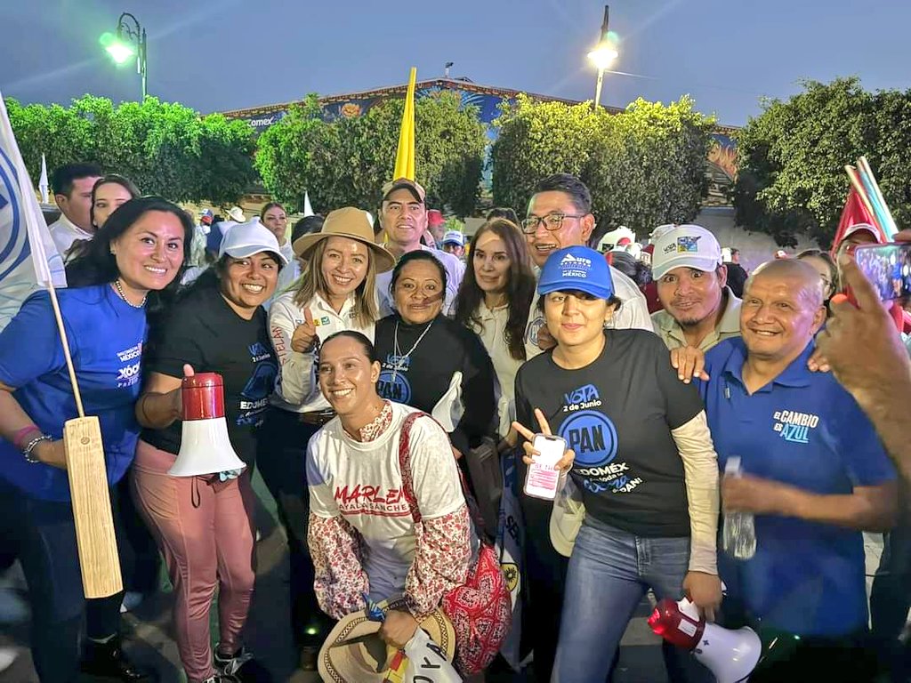 Agradezco a mi gran amiga Marlem Ayala Sanchez por la invitación a su cierre de campaña en el hermoso municipio de #Tonatico, segura estoy que llegaremos este 2 de junio al triunfo.
❤️💙💛🩵
#distrito9
#YoSiSoyDelSur
#ElidaContigo 
#MujerDeTrabajoYResultados 
#Unidos