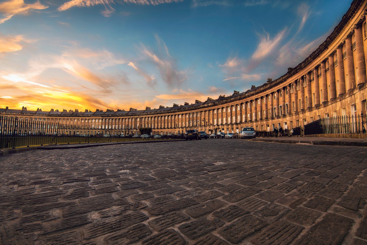 One of Bath’s most iconic landmarks is Royal Crescent. Look beyond the famous Palladian façade as you step inside No.1, the first house to be built in the Crescent, originally providing luxury accommodation for the aristocratic visitors. bit.ly/3x9ukP7