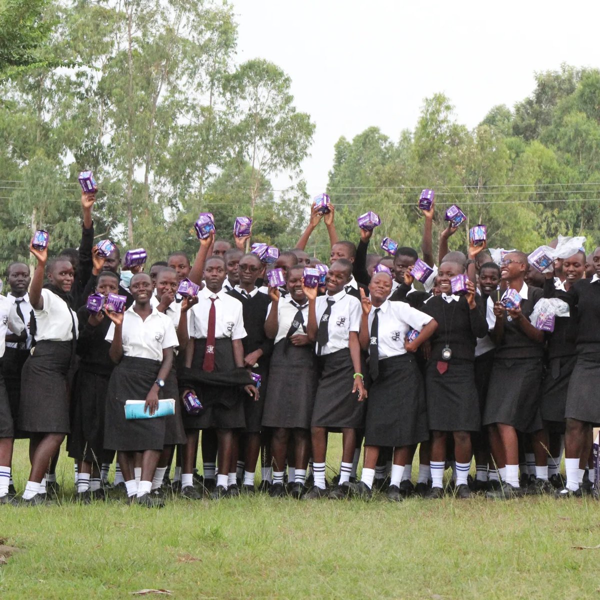 GardenofhopeFdn's tweet photo. #MenstraulHygieneDay
For the past decade, we have been empowering women and girls by ensuring access to menstrual hygiene products and education.
#MHMDay #PeridPoverty #MenstruationMatters #MHMDay2024 #periodfriendlykenya #PeriodFriendlyWorld https://t.co/sSe3ZFhViH