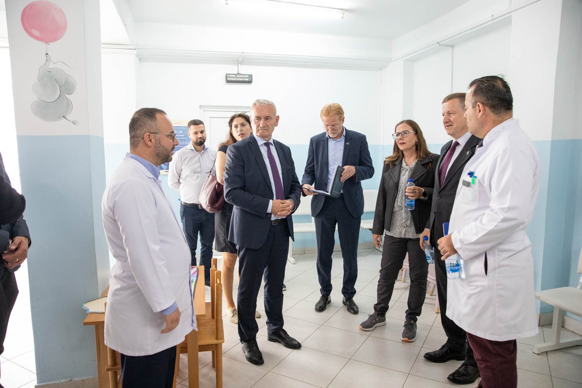 EUActingHeadKS's tweet photo. Today in Klinë/Klina, unveiled the renovated Health Centre, as part of #EU4ALL project. 

The investment of over € 2.6 million will improve accessibility for persons with disabilities in 19 public buildings in 19 municipalities, fostering inclusivity for citizens’ in 🇽🇰#Kosovo. https://t.co/OwEKvBBjQI