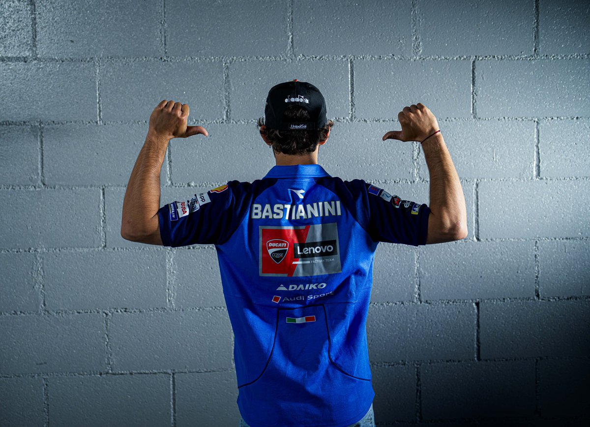 Enea Bastianini (@bestia23) on Twitter photo Proud to wear the 'Maglia Azzurra' this weekend at Mugello. On Sunday, Pecco, the whole Ducati Lenovo Team and I will wear Italy's National Team iconic blue. See you at the ItalianGP. 🇮🇹💙
#ForzaDucati #ItalianGP <a href="/ducaticorse/">Ducati Corse</a> Proud to wear the 'Maglia Azzurra' this weekend at Mugello. On Sunday, Pecco, the whole Ducati Lenovo Team and I will wear Italy's National Team iconic blue. See you at the ItalianGP. 🇮🇹💙
#ForzaDucati #ItalianGP <a href="/ducaticorse/">Ducati Corse</a>