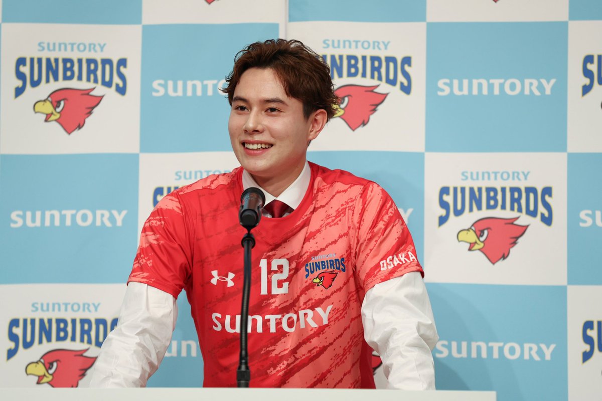 サントリーサンバーズ　髙橋藍着用カラー　スウェット サントリーサンバーズ 髙橋藍着用カラー スウェット 髙橋藍 選手