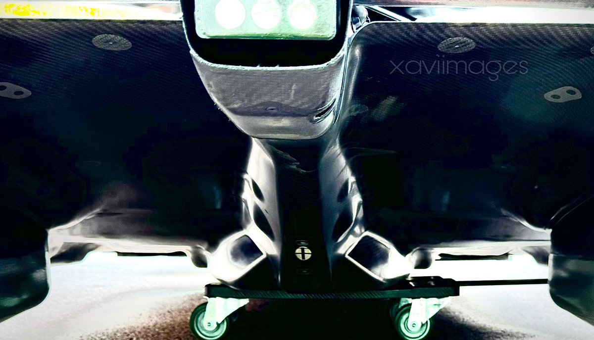 xavigazquez's tweet image. Hi guys from #MonacoGP #diffuser #floor
.
#aeroporn from @MercedesAMGF1 
.
#xaviimages 📸 #F1photographer 
.
More 👉 wwwgrainingf1.com #F1
.
#F1Tech #GrainingF1Tech 🏎️🧐
.