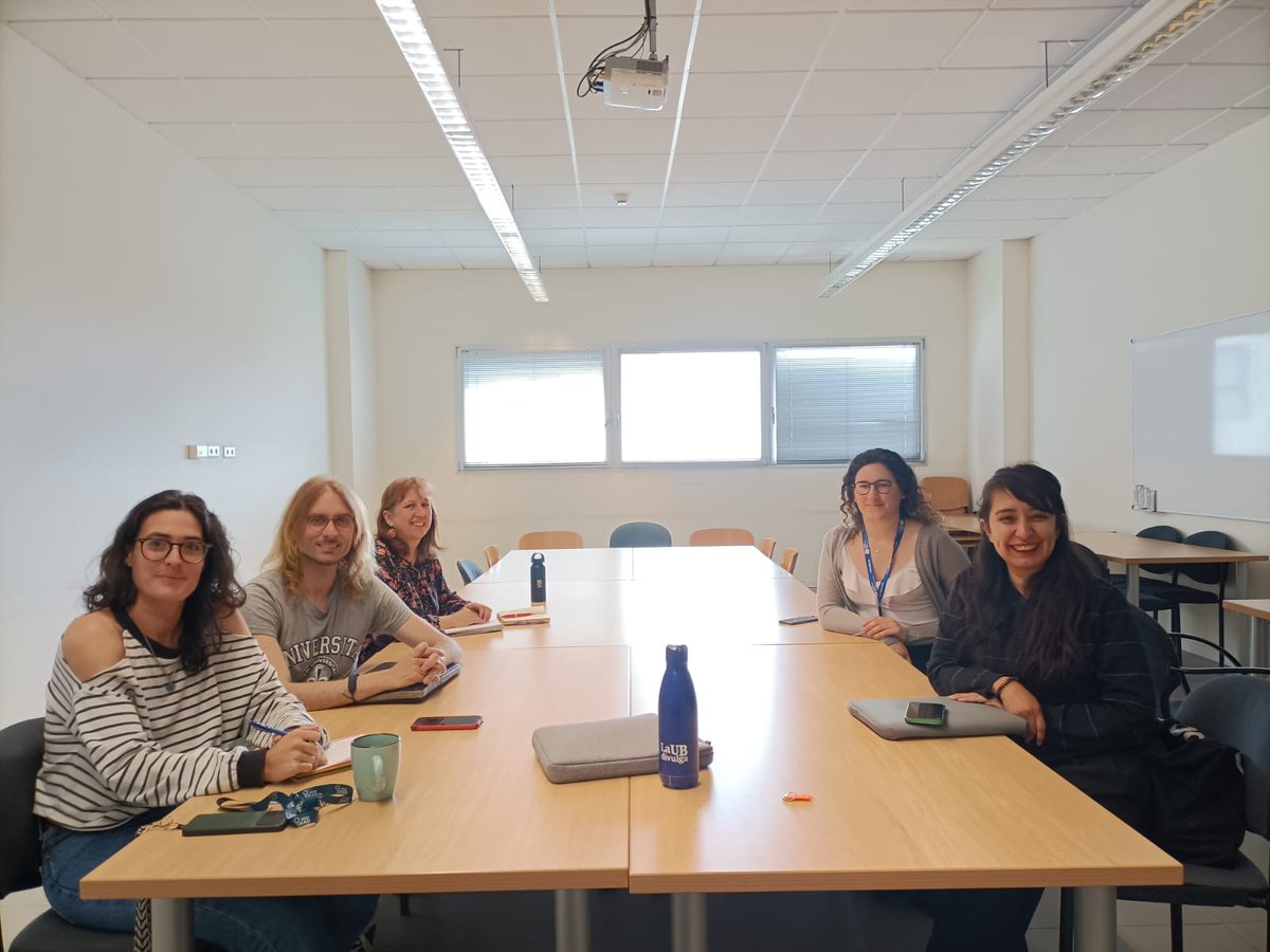 Productive meeting with @BSC_CNS collegues to discuss raising #EnvironmentalAwareness and #Sustainability in schools! Thrilled for this collaboration between @ICHANGE_EU and @Greenscent_eu, using gamification and hands-on activities to drive change #citizenScience #climateAction