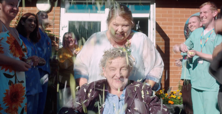 Am Byth the Welsh language version of @irisprize's #shortfilm I Shall Be Whiter Than Snow debuts on @BBCiPlayer & @S4C Clic on 1 June Based on the true story of lesbian couple, Kim & Roseann, who got married at Velindre Hospital, Cardiff whilst Kim was receiving cancer treatment