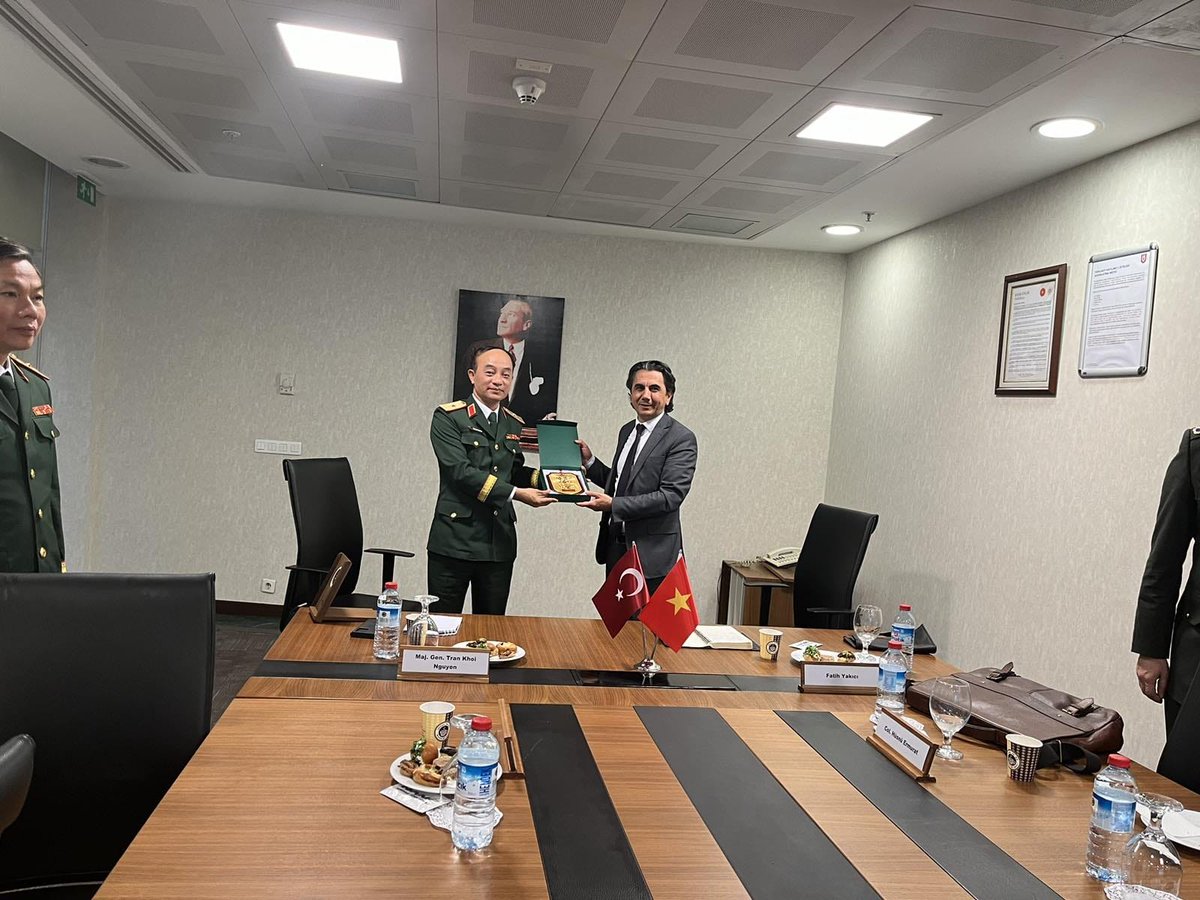 Major General Tran Khoi Nguyen, Deputy Director General of Electronic Operations, Ministry of Defense of Vietnam had a meeting with Mr Fatih Yakıcı, acting head of International Cooperation Department, Presidency of Defence Industries (SSB) in Ankara, May 23rd