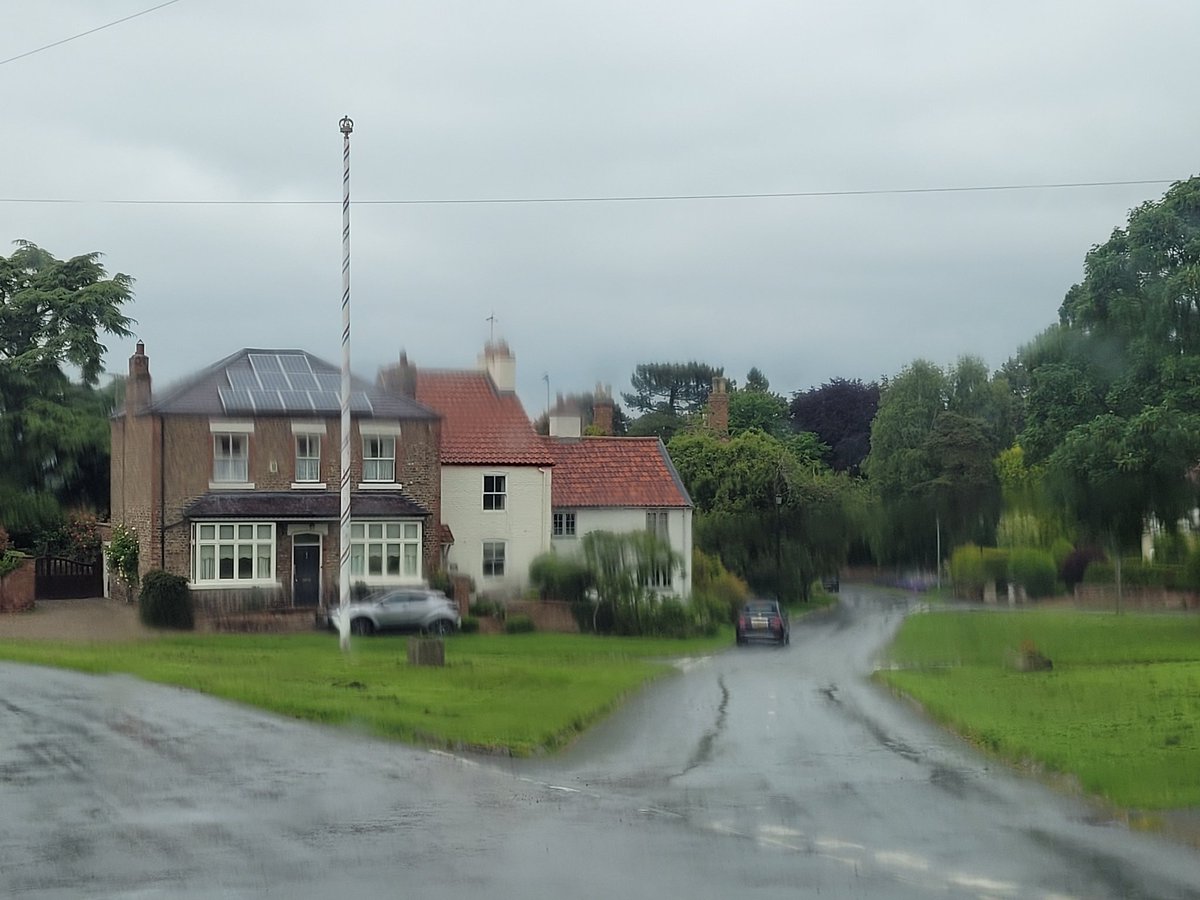 White van windscreen view of the day: it's starting to rain on #Aldborough village green and maypole.
(I've got 11,700 free range eggs in the back, BTW.)
#WVWV