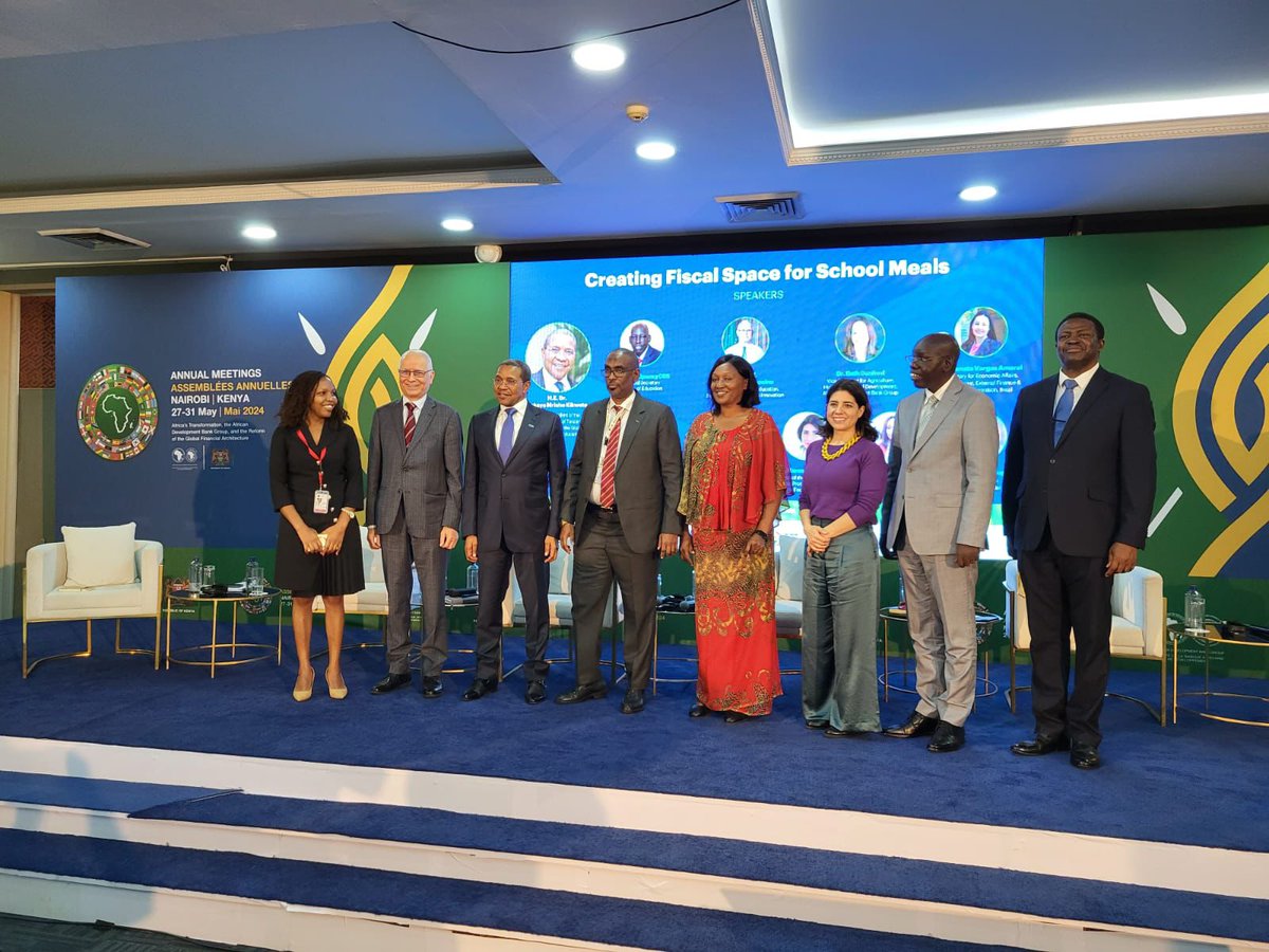 BurbanoCarmen's tweet photo. Huge thanks to @AfDB_Group, @RockefellerFdn &amp; @GPforEducation for this important panel discussion.

#SchoolMeals are proven levers of economic development for high &amp; low-income countries. Ensuring governments can sustain their funding amidst a tight fiscal landscape is paramount. https://t.co/gcHQ38KfQF