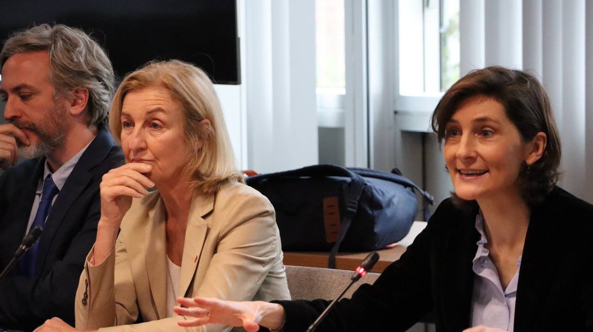 J’ai présidé ce matin aux côtés d’Isabelle Falque-Pierrotin, présidente de l’<a href="/ANJ_FR/">Autorité nationale des jeux</a>, la première réunion de la plateforme nationale de lutte contre la manipulation des compétitions sportives depuis sa pleine consécration juridique et à quelques jours du coup d’envoi de