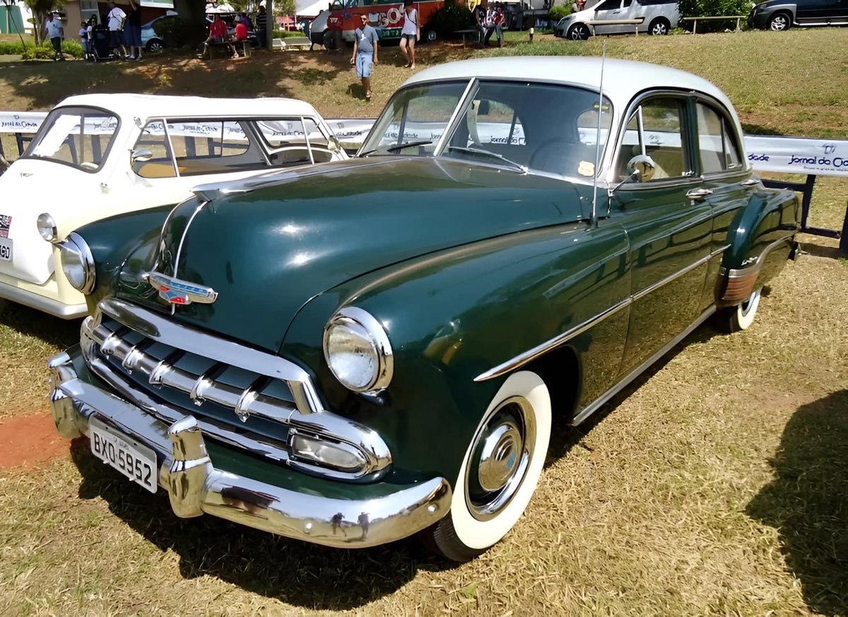 1952 Chevrolet Styleline Deluxe Sedan