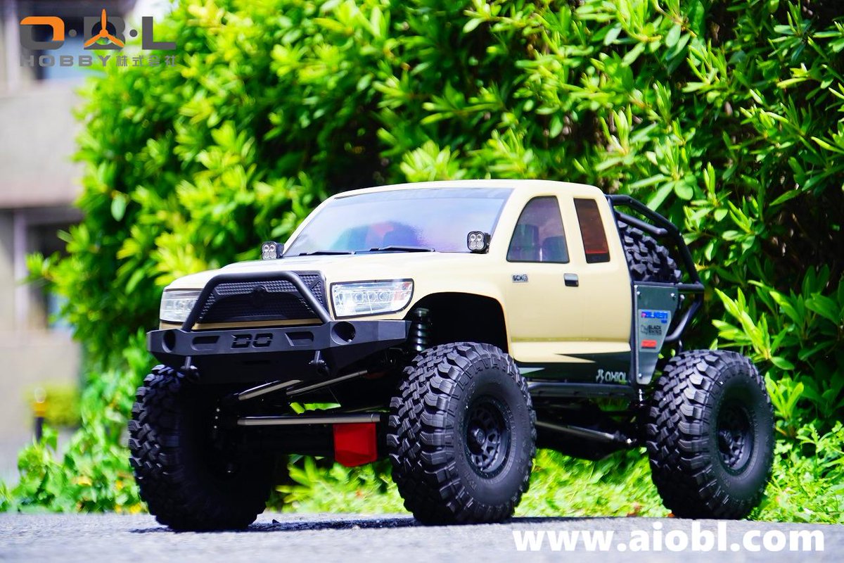 OBLHOBBY's tweet photo. #アキシャル - 1/6 #SCX6 4WD RTR レッド 商品番号AXI05001T1 https://t.co/0ZplgNyz4y
