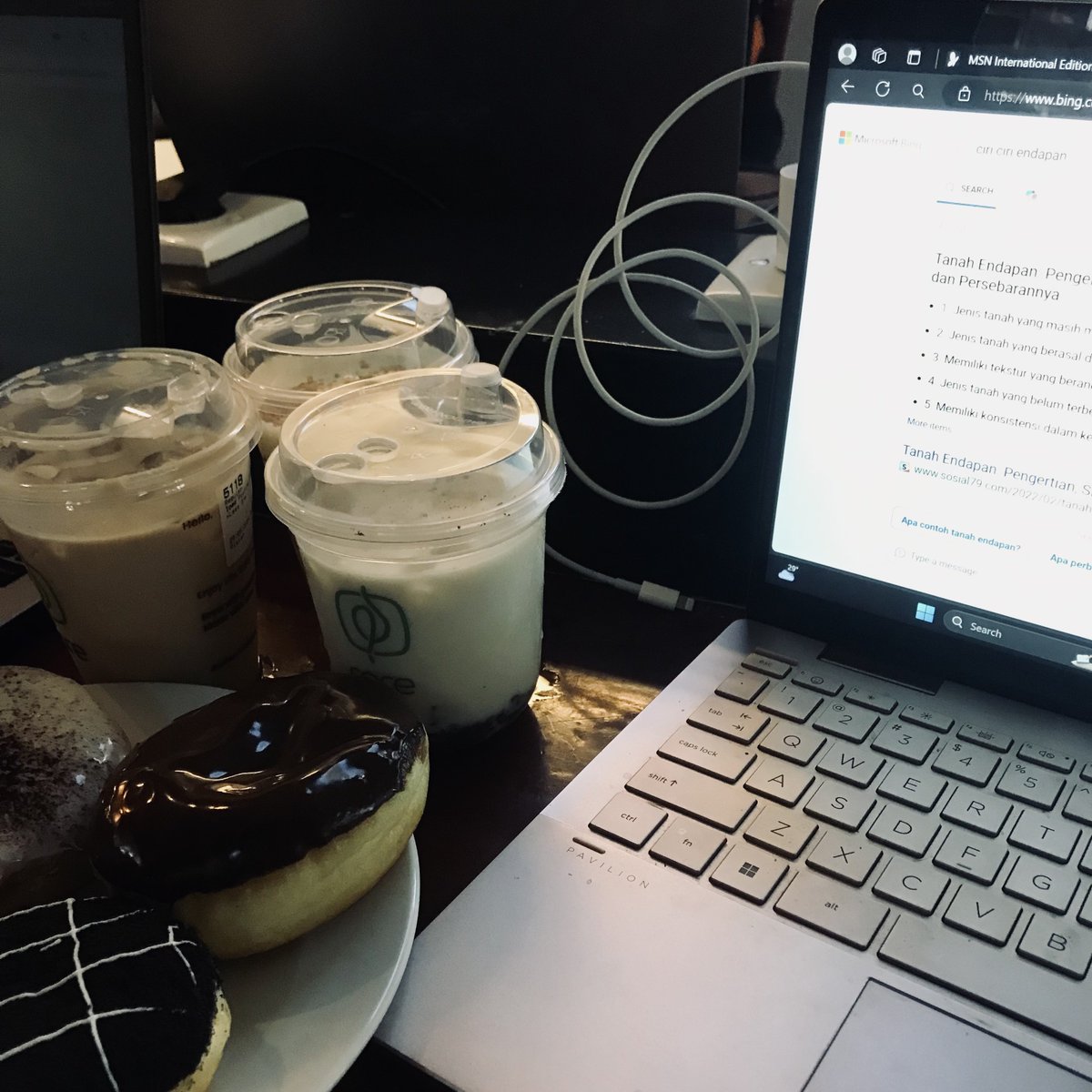 citrineacidic's tweet image. #studydate