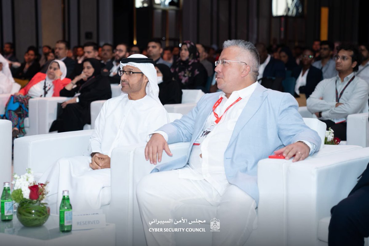 Dr. Mohamed Al Kuwaiti, Head of the Cyber Security Council, attended #CrowdTour Dubai 2024, an event organized by #CrowdStrike. The tour celebrates and rewards the dedicated efforts of community members who are on the front lines of cybersecurity, defending against rapidly