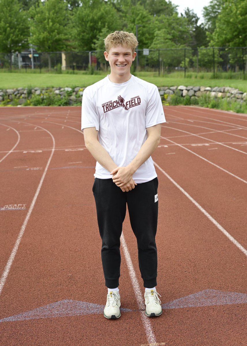 EdgemediaPro's tweet image. Sam Moschkau | Edgewood Senior | competes at State T&amp;amp;F this weekend in the 200m and the 4x400m. 19 Crusaders competing in 7 events will be headed to State this weekend. Good luck Sam. @Crusaders_ATH @EDGEXCTF @EdgewoodHSMad