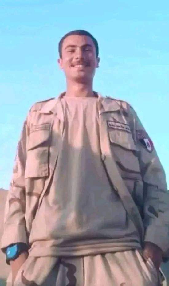 #اغضب_فالكل_خان_غ_زه اسمه الجندي المصري الشهيد ( عبدالله رمضان عشري)  فخر شبابنا وشهٌيــدنا سنراكَ أجملُ ما نرى ... بطلًا أهان المُعتدين.♥️