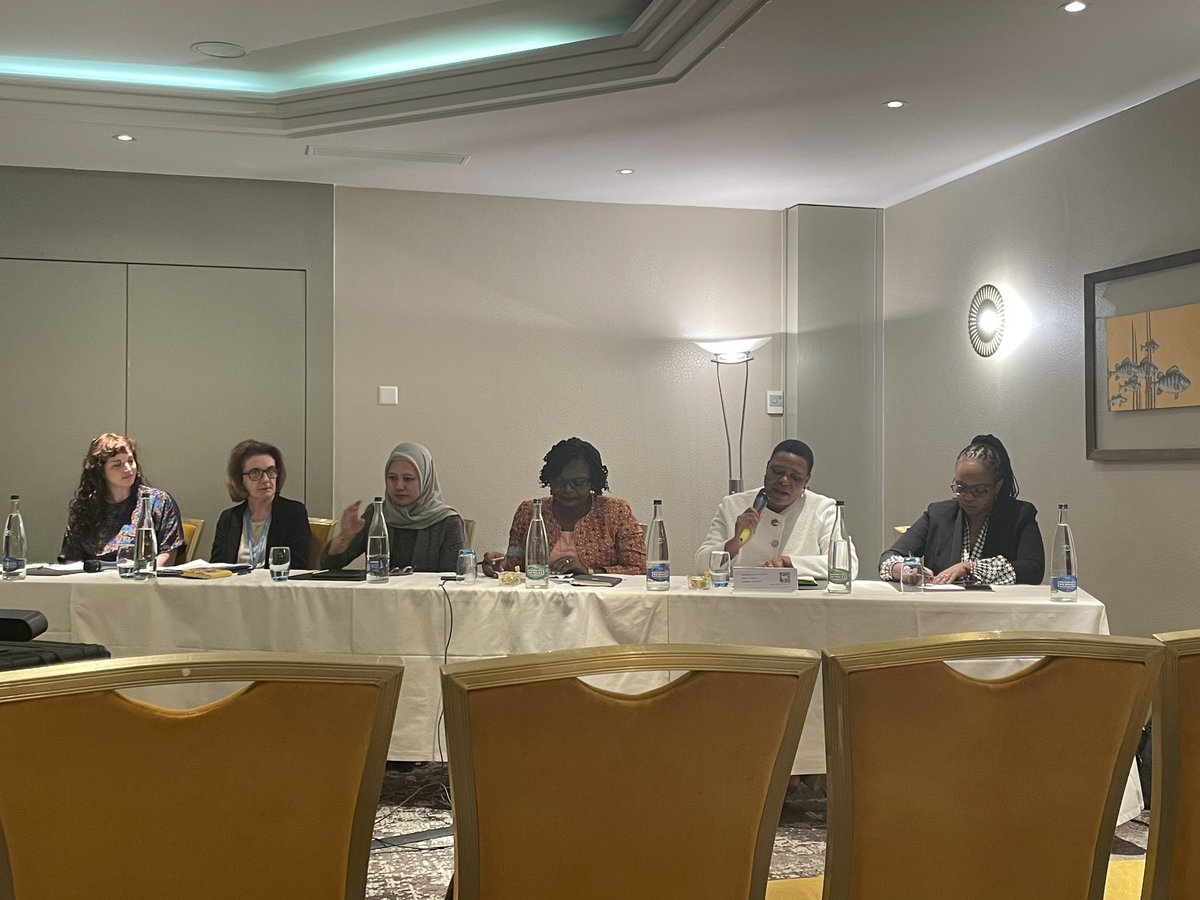 An insightful female panel at #WHA77 discussing the #PandemicAccord