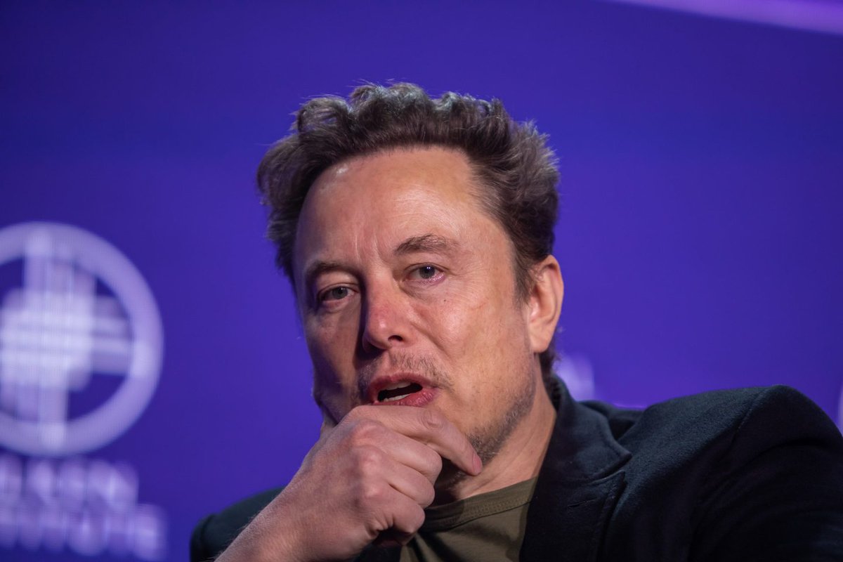 Elon Musk predicts jobs will become ‘kinda like a hobby’: ‘The #AI and #robots will provide any goods and services you want’

#futureofwork #artificialintelligence #generativeai #digitaltransformation #VivaTech #DubTechSummit #dES2024 

fortune.com/2024/05/24/elo…