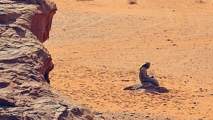 “Allah'tan başka kimseye ihtiyacın olmadığına inanırsan, Allah da seni kimseye muhtaç etmez.”  

(Allah'a Güven)