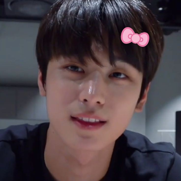 98stJuyeon's tweet photo. Abseeen. https://t.co/WdwYStSpmP